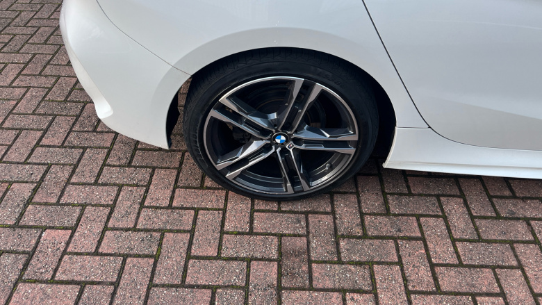 BMW 1 Series 118i M Sport 5dr Step Auto Petrol Hatchback